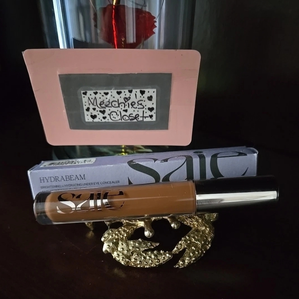 NIB Saie Hydrabeam Brightening Under Eye Concealer - HB Seven Half